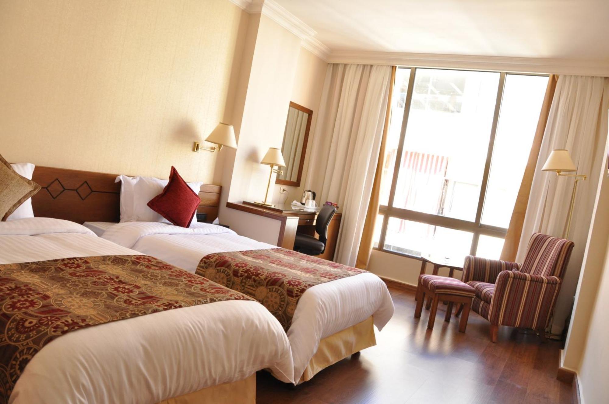 Orient Prince Hotel Beirute Exterior foto